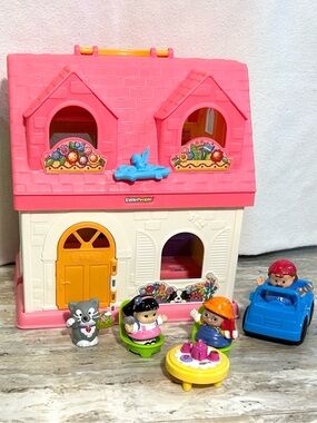 Fisher-Price Little People Surprise & Sounds Home, Family, Table, Chairs, Car